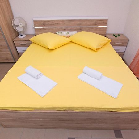 Apartment Afrika Makarska Zewnętrze zdjęcie