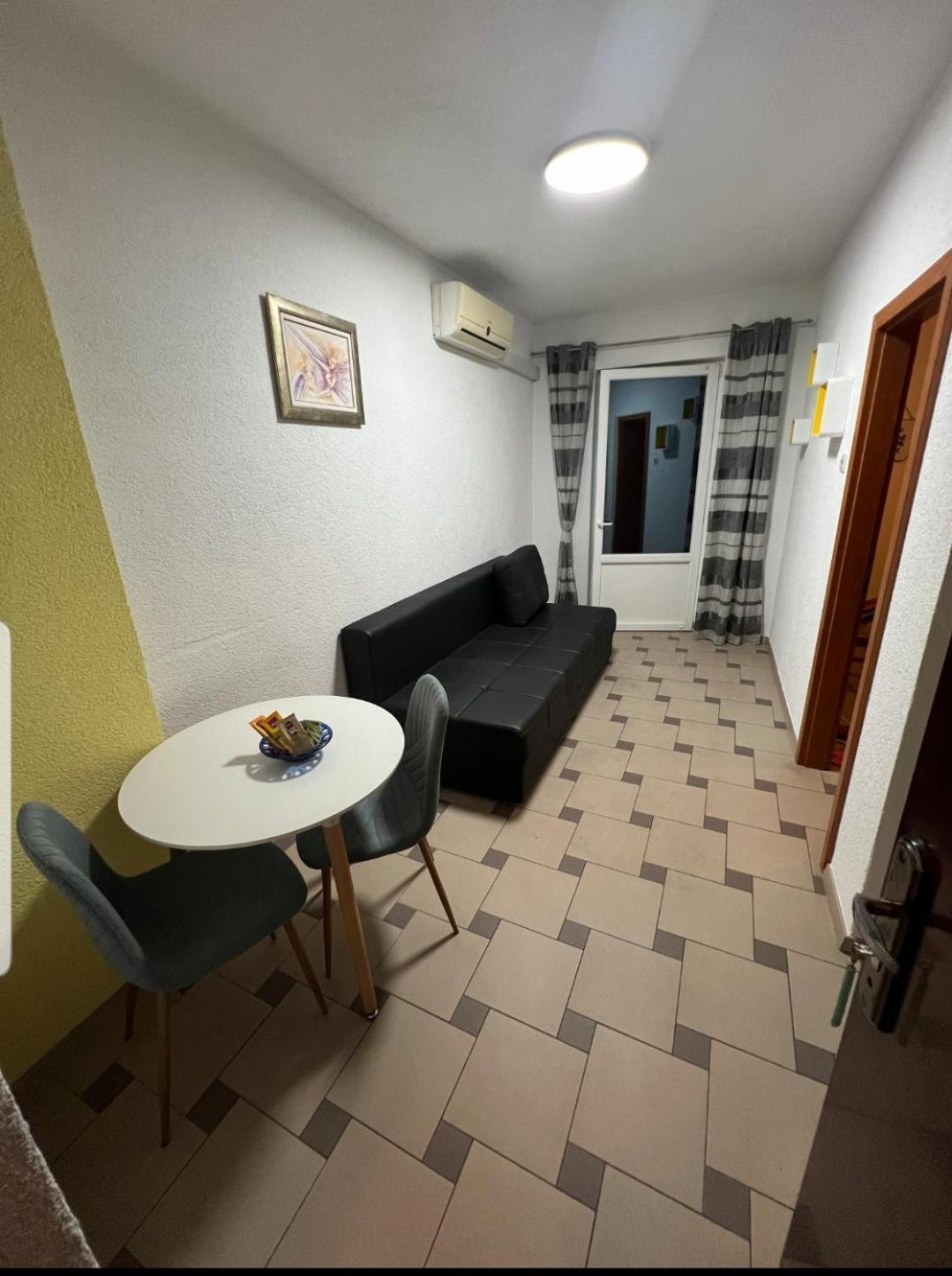 Apartment Afrika Makarska Zewnętrze zdjęcie