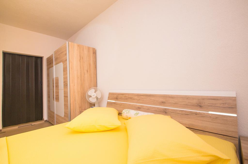 Apartment Afrika Makarska Zewnętrze zdjęcie