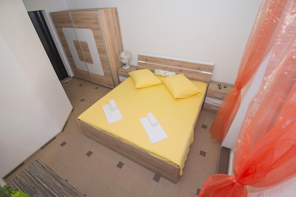 Apartment Afrika Makarska Zewnętrze zdjęcie